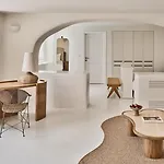 Mystique, A Luxury Collection Hotel, Santorini (adults Only) Oia