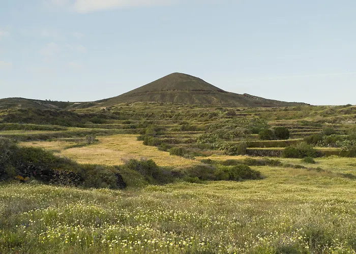 미스틱, 어 럭셔리 컬렉션 호텔, 산토리니 호텔 이아