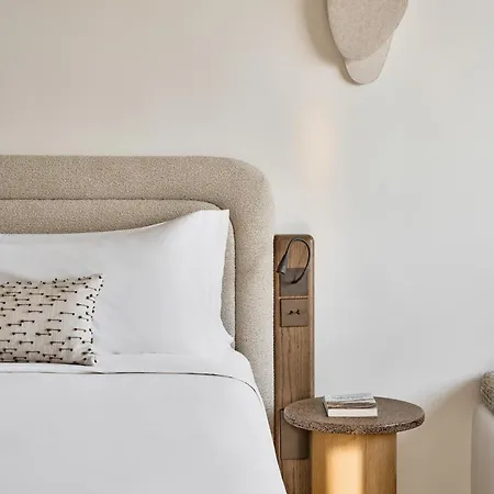 Mystique, A Luxury Collection Hotel, Santorini (adults Only) 5* Ía