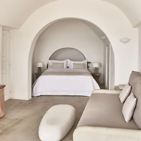 מלון Mystique, A Luxury Collection Hotel, Santorini (adults Only)