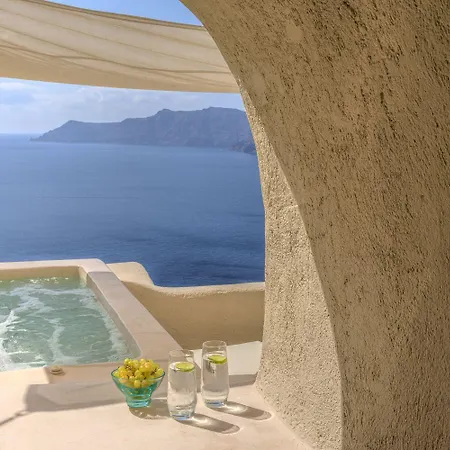 Mystique, A Luxury Collection Hotel, Santorini (adults Only) אויה