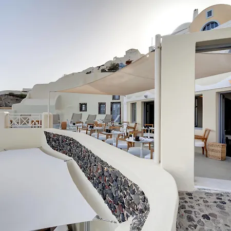 미스틱, 어 럭셔리 컬렉션 호텔, 산토리니 호텔 이아