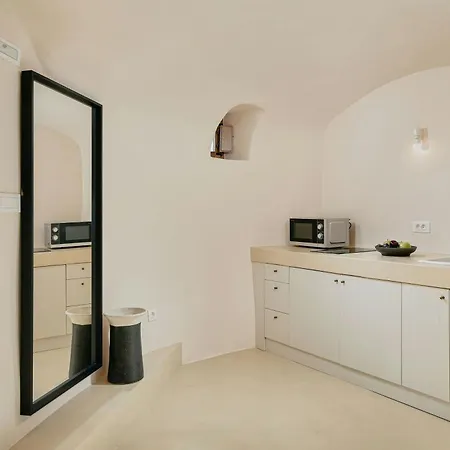 Mystique, A Luxury Collection Hotel, Santorini (adults Only) Hotel