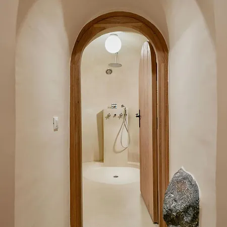 Hotel Mystique, A Luxury Collection Hotel, Santorini (adults Only) 5*