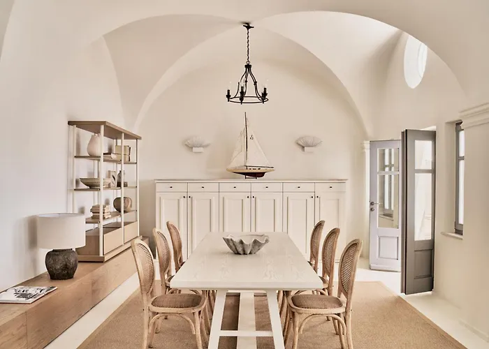 Mystique, A Luxury Collection Hotel, Santorini (adults Only) Otel 5*