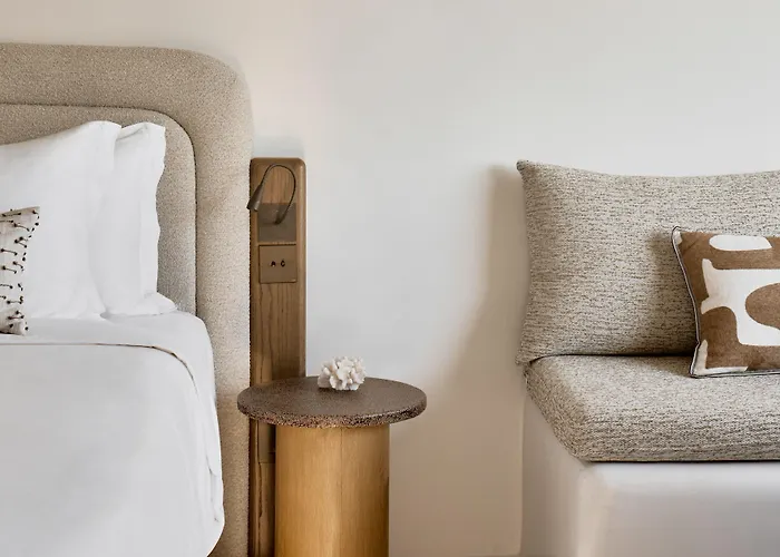 Ξενοδοχείο Mystique, A Luxury Collection Hotel, Santorini (adults Only) 5*