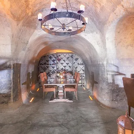 מלון Mystique, A Luxury Collection Hotel, Santorini (adults Only) 5*