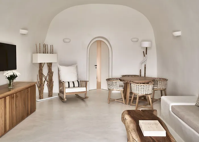 Mystique, A Luxury Collection Hotel, Santorini (adults Only) Oia (Santorini)