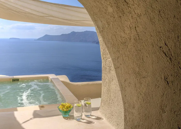 Mystique, A Luxury Collection Hotel, Santorini (adults Only) Oia (Santorini)