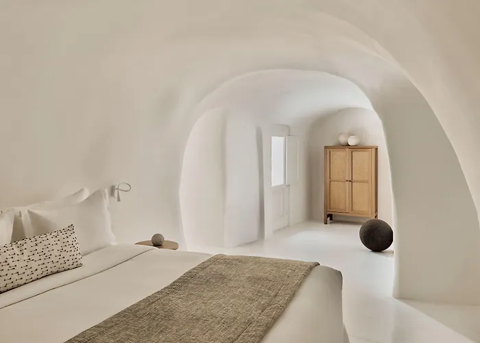 Hotel Mystique, A Luxury Collection Hotel, Santorini (adults Only) Oia (Santorini)