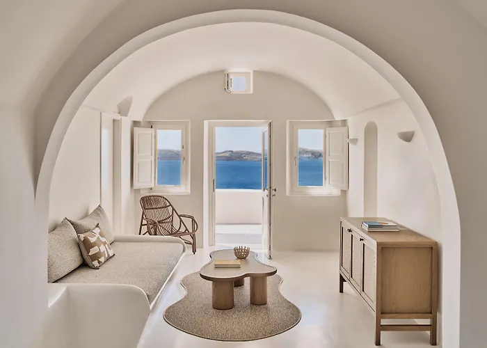 Mystique, A Luxury Collection Hotel, Santorini (adults Only)