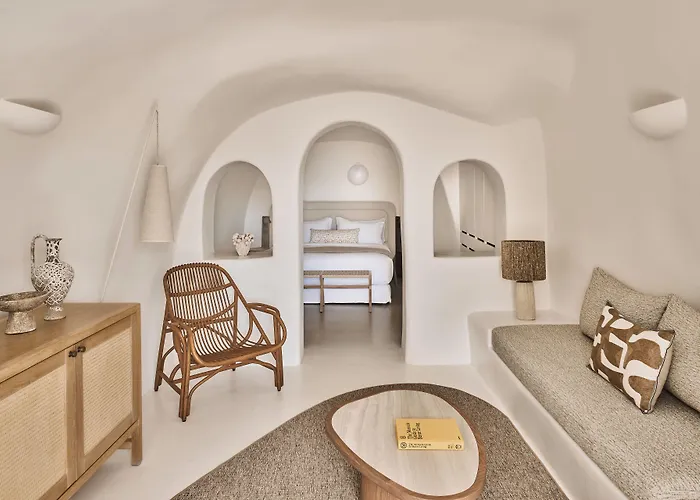 Hotel Mystique, A Luxury Collection Hotel, Santorini (adults Only) 5*